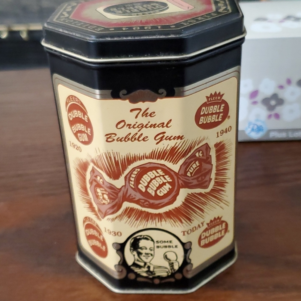 VINTAGE 1994 FLEER DUBBLE BUBBLE GUM COLLECTABLE T